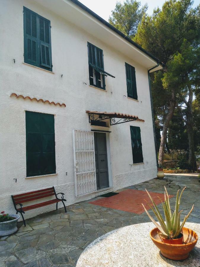 Torre Alpicella Holiday Home, A Scenic Escape Into Nature And Relaxation 디아노마리나 외부 사진